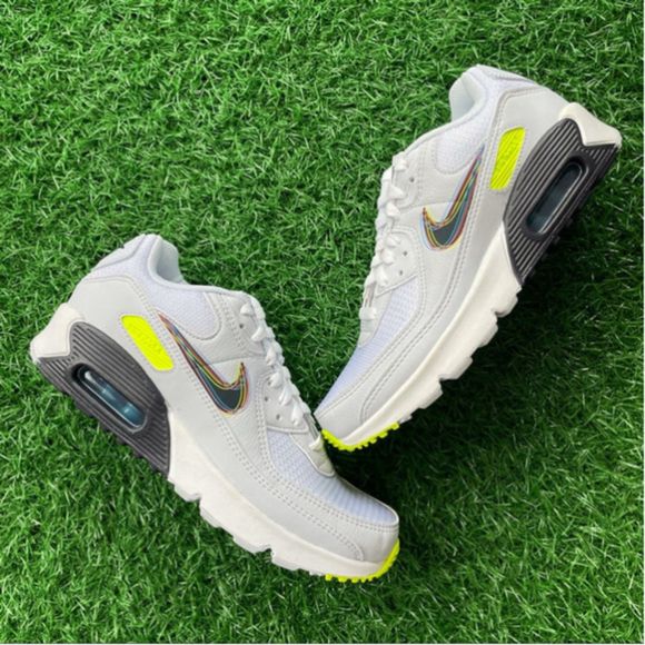 ✨ New Nike Air Max 90 White / Blackened Blue Volt - Picture 3 of 5